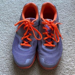 Reebok sneakers women’s 5.5